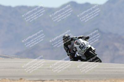 media/Apr-20-2025-CVMA (Sun) [[39090e8767]]/Race 9-Formula LW Twins Shootout/